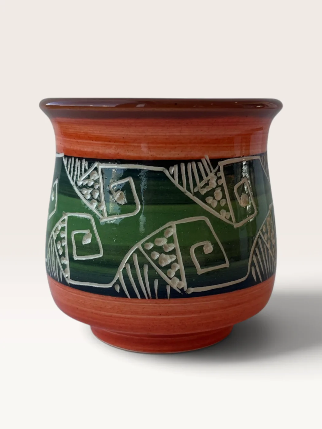 Kaarugua, handmade ceramic mate painted by Lucio Pederiva