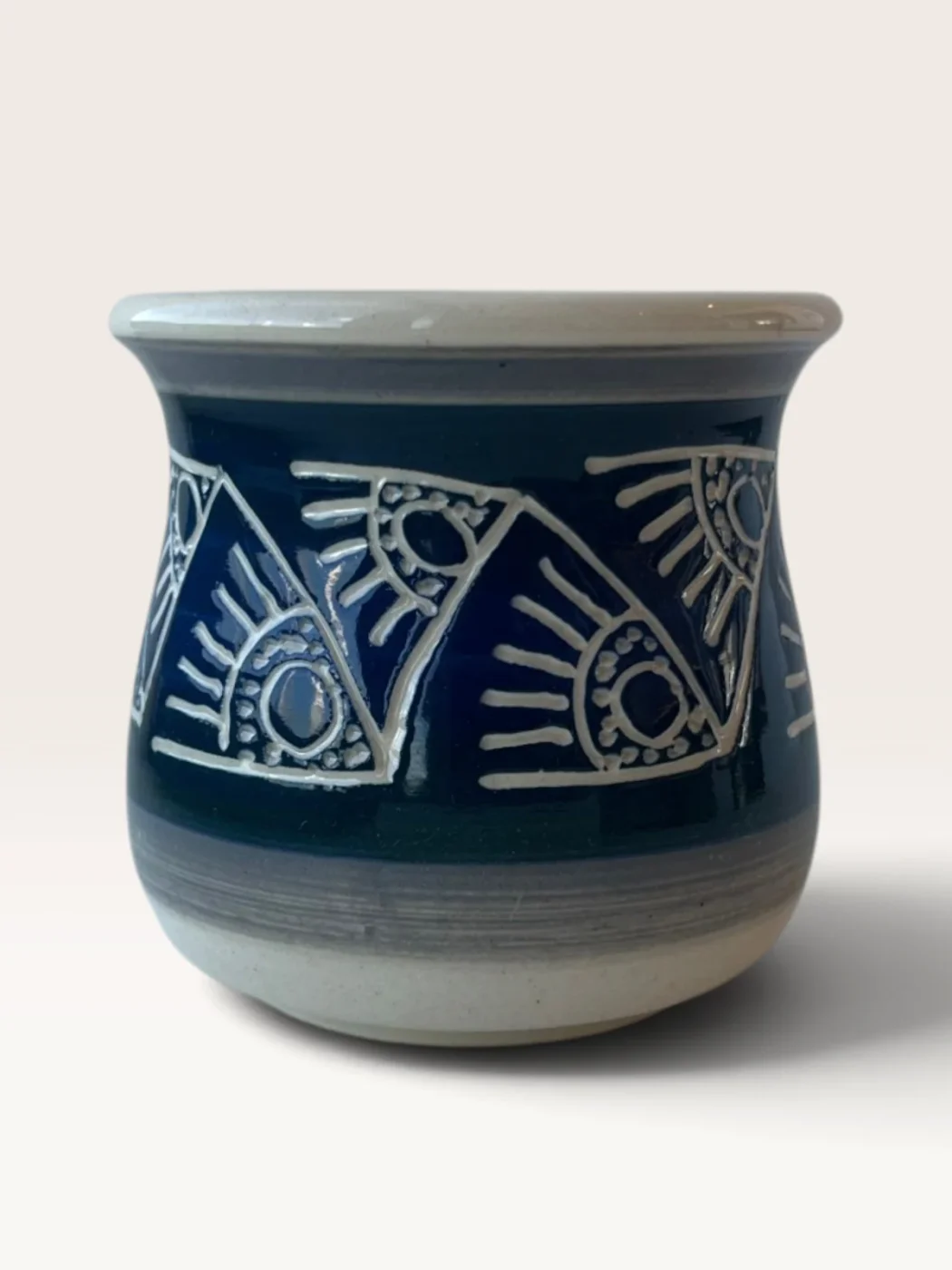 Para, handmade ceramic mate painted by Lucio Pederiva