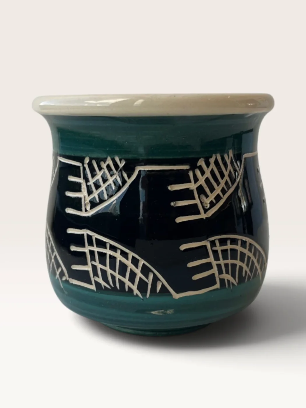 Tuja, handmade ceramic mate painted by Lucio Pederiva