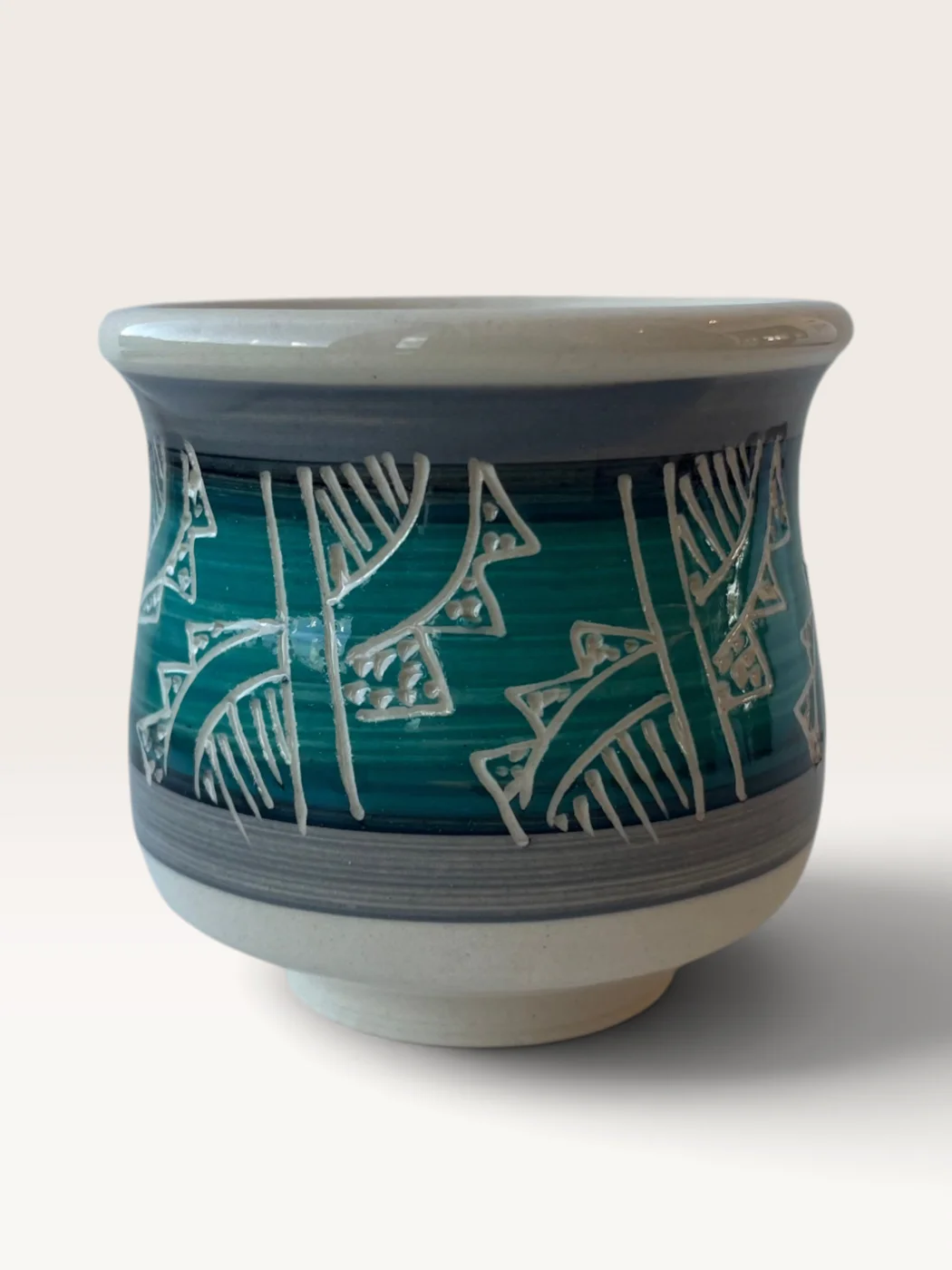 Jasy, handmade ceramic mate painted by Lucio Pederiva