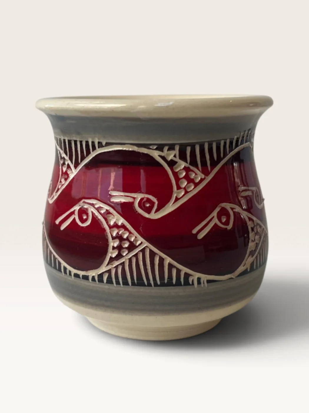 Tataira, handmade ceramic mate painted by Lucio Pederiva