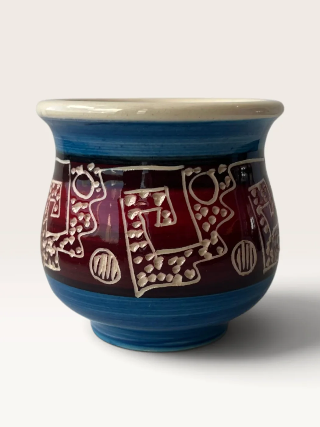 Mita, handmade ceramic mate painted by Lucio Pederiva