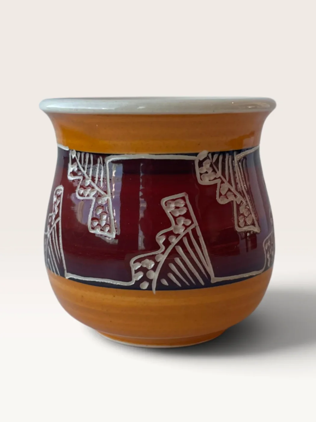 Yryvu, handmade ceramic mate painted by Lucio Pederiva