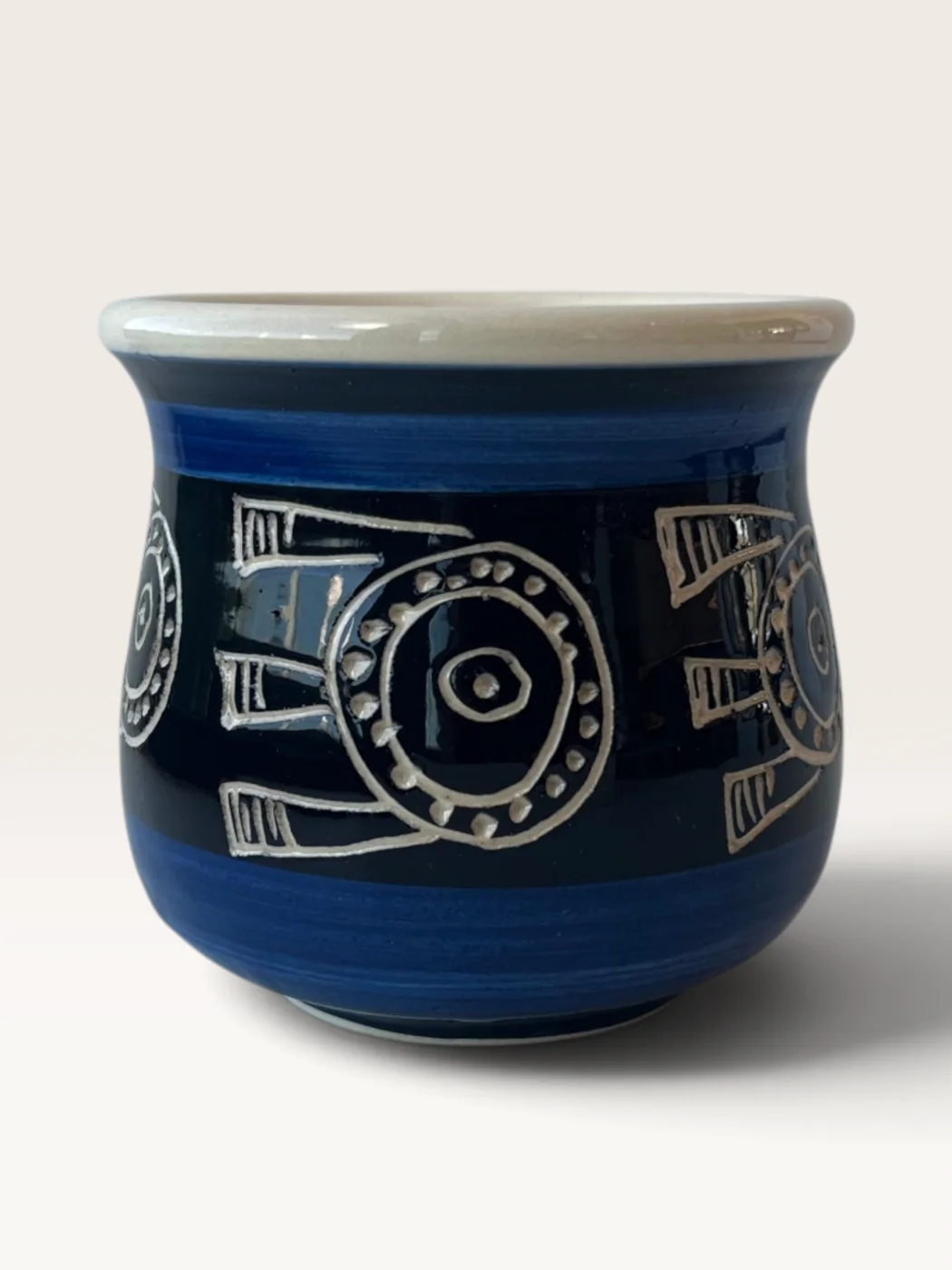 Hovyu, handmade ceramic mate painted by Lucio Pederiva