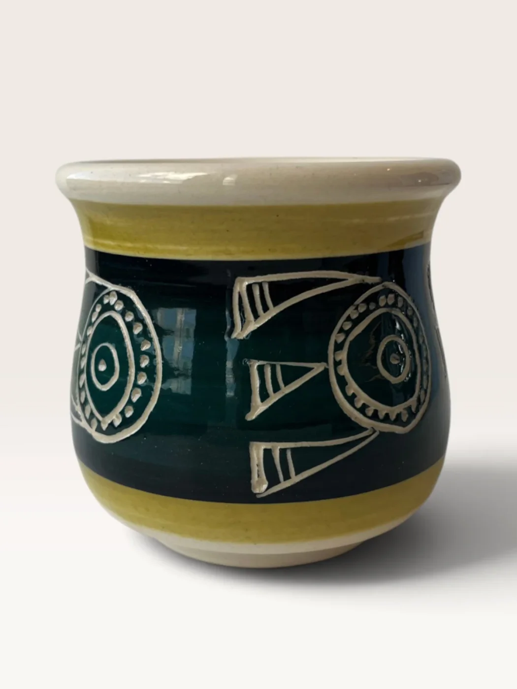 Tatu, handmade ceramic mate painted by Lucio Pederiva