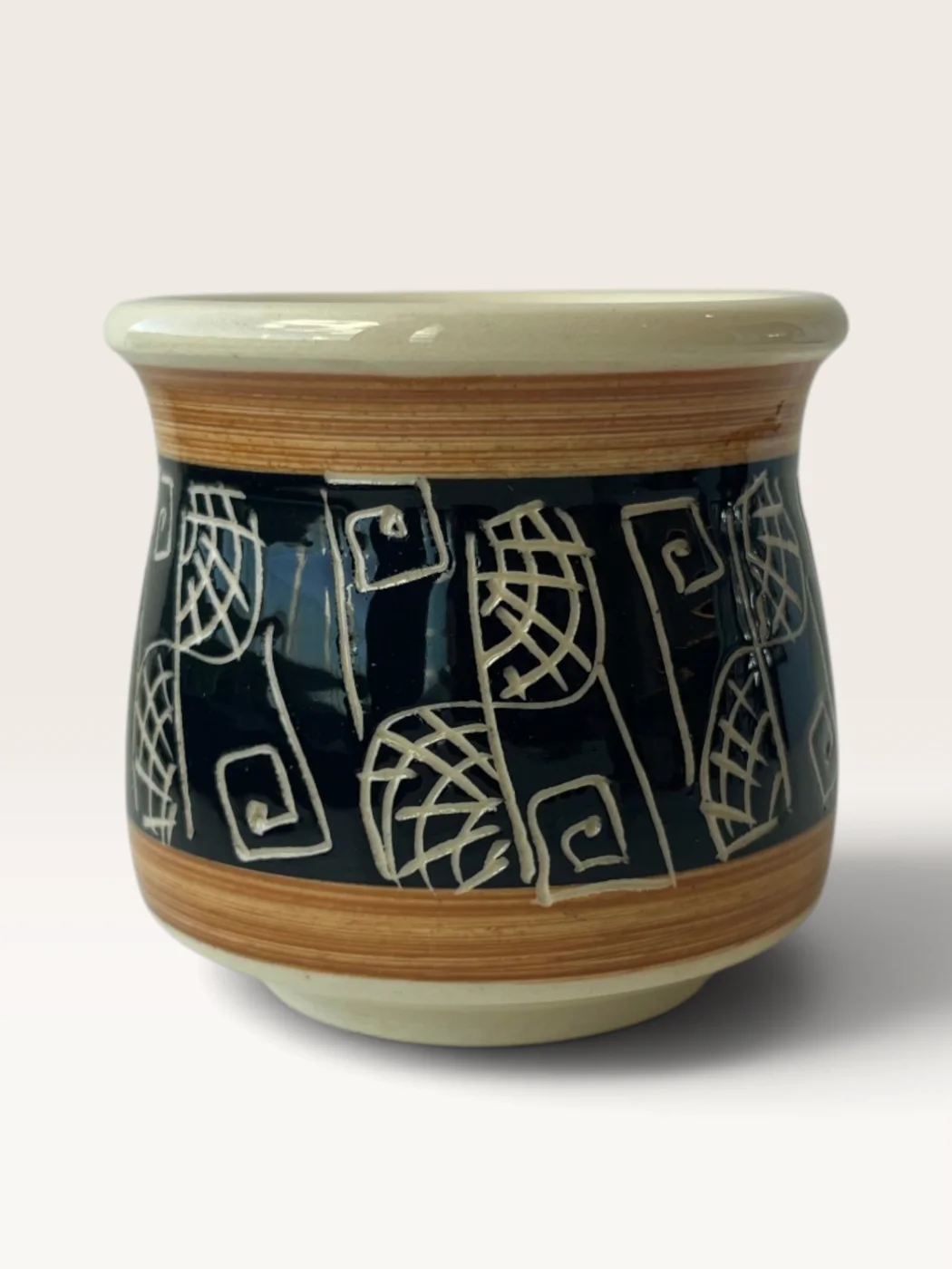 Avati, handmade ceramic mate painted by Lucio Pederiva