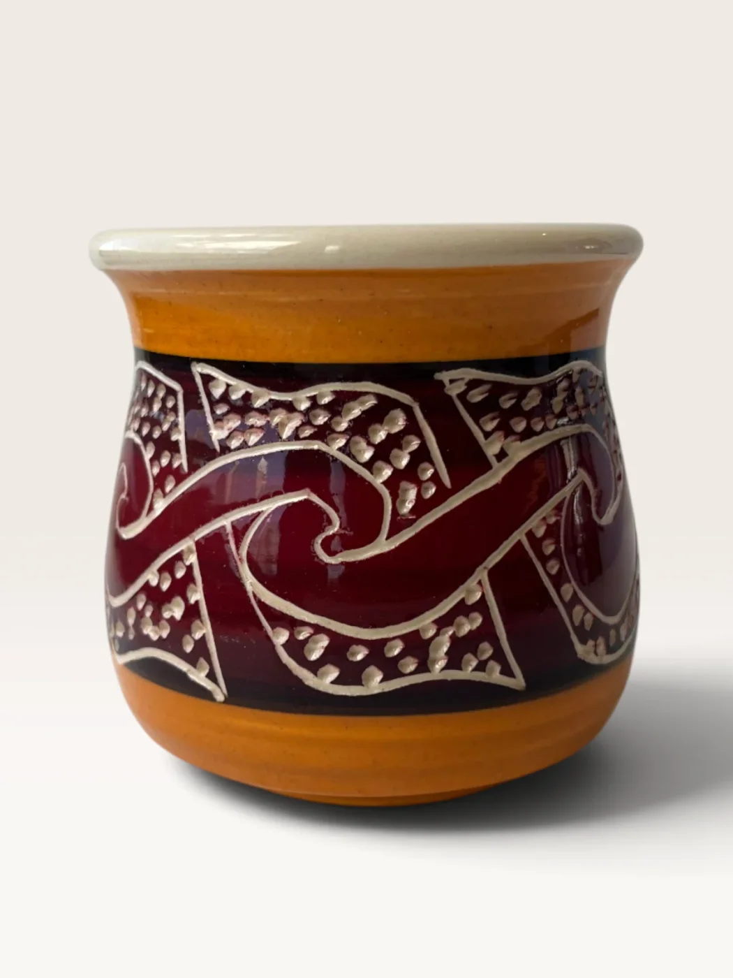 Nandejara, handmade ceramic mate painted by Lucio Pederiva