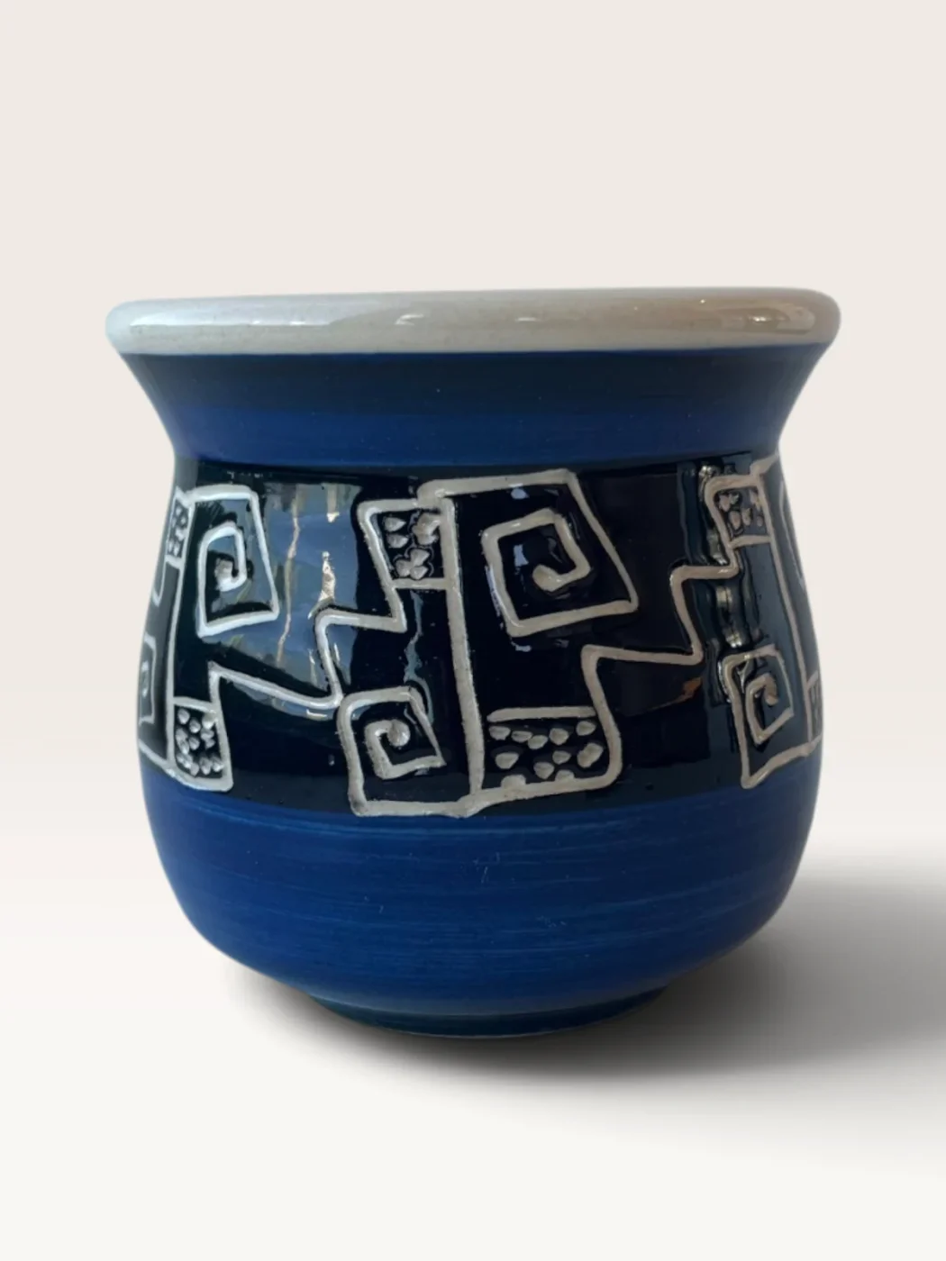 Ysapy, handmade ceramic mate painted by Lucio Pederiva