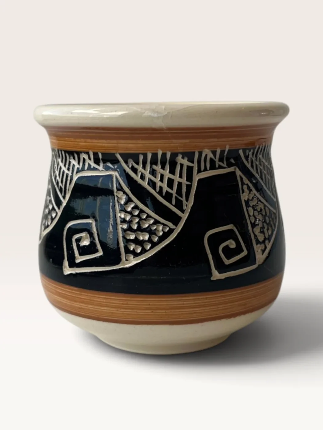 Yvyty, handmade ceramic mate painted by Lucio Pederiva