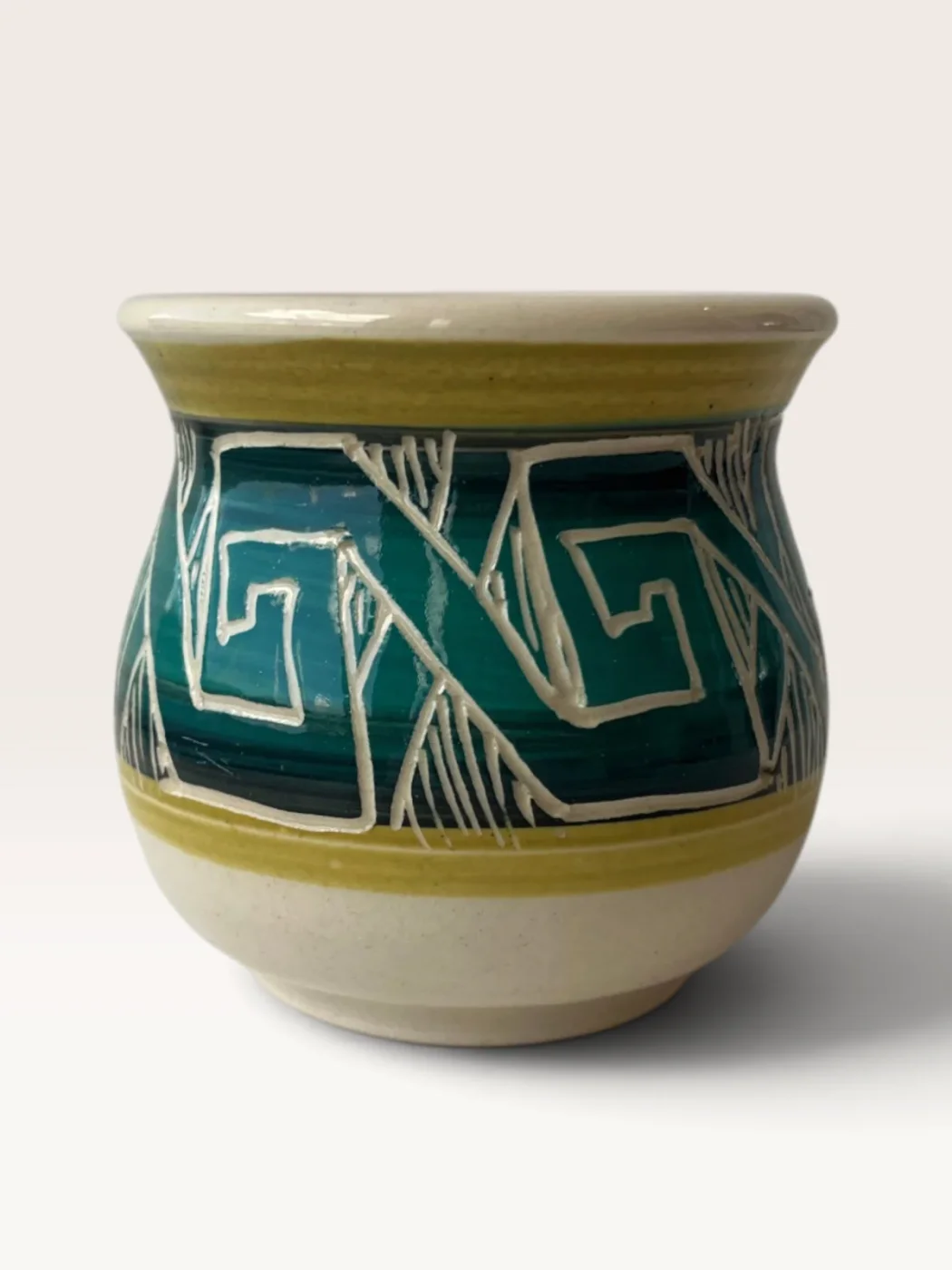 Tapiti, handmade ceramic mate painted by Lucio Pederiva