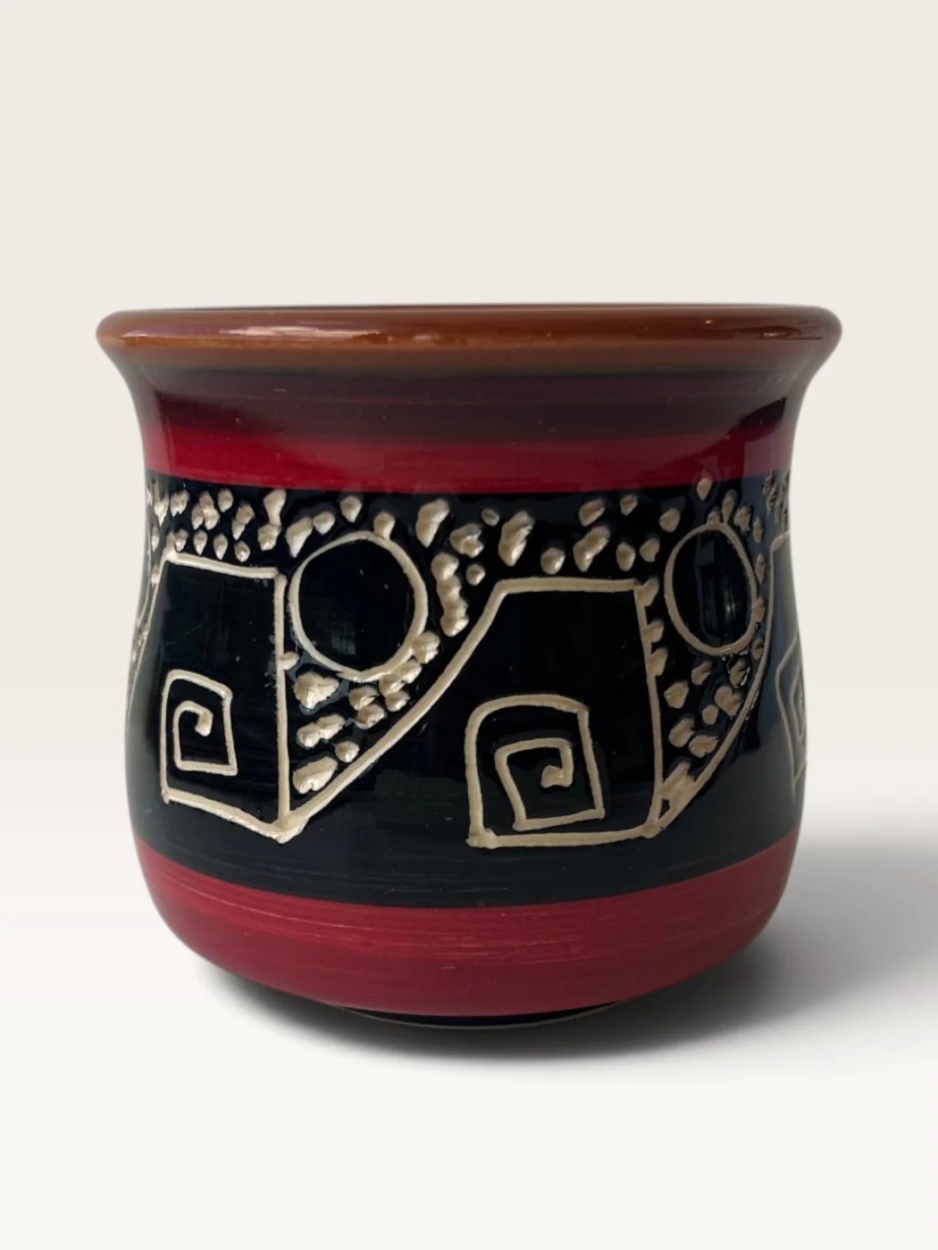 Hu, handmade ceramic mate painted by Lucio Pederiva