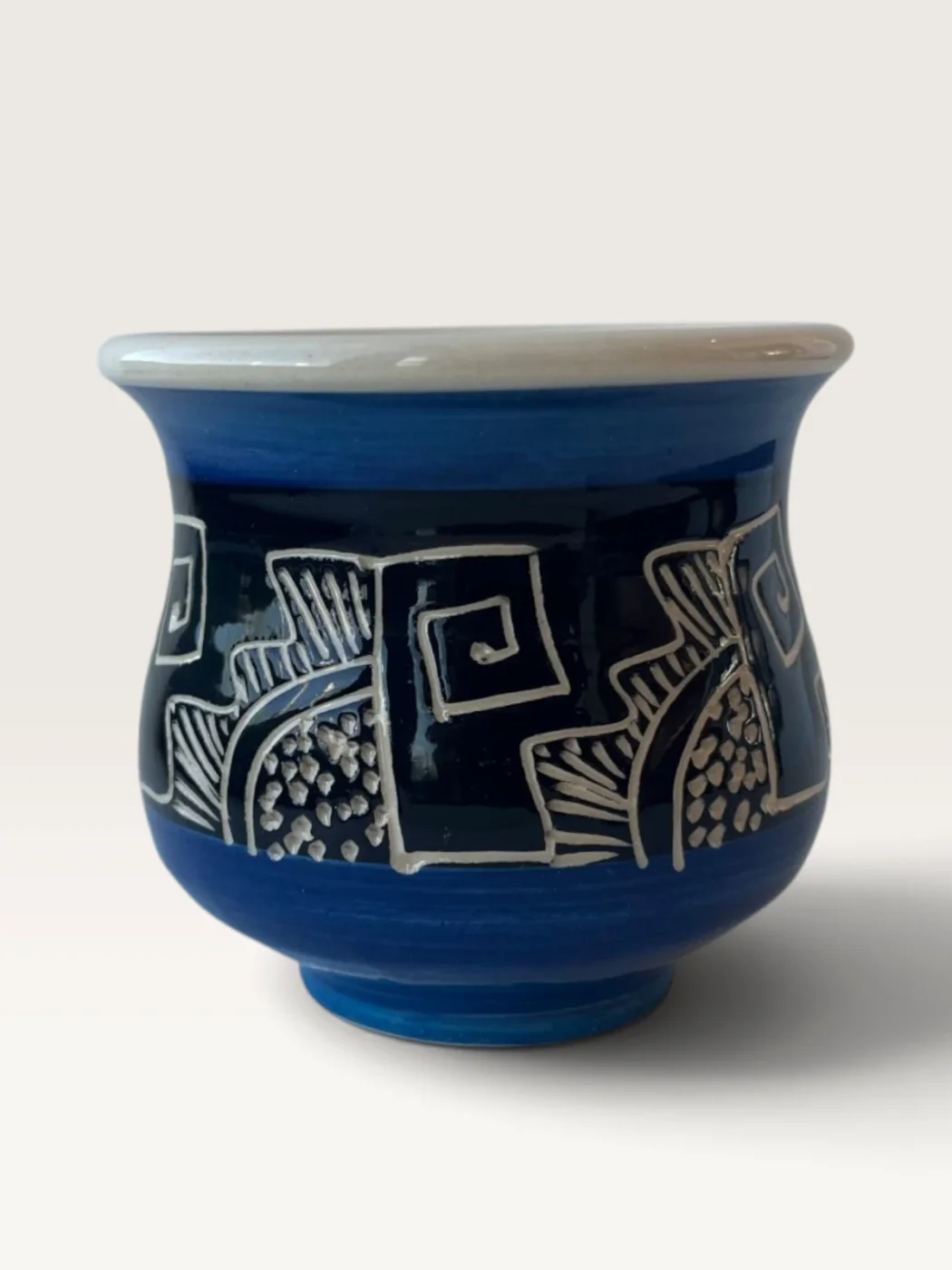 Yguasu, handmade ceramic mate painted by Lucio Pederiva
